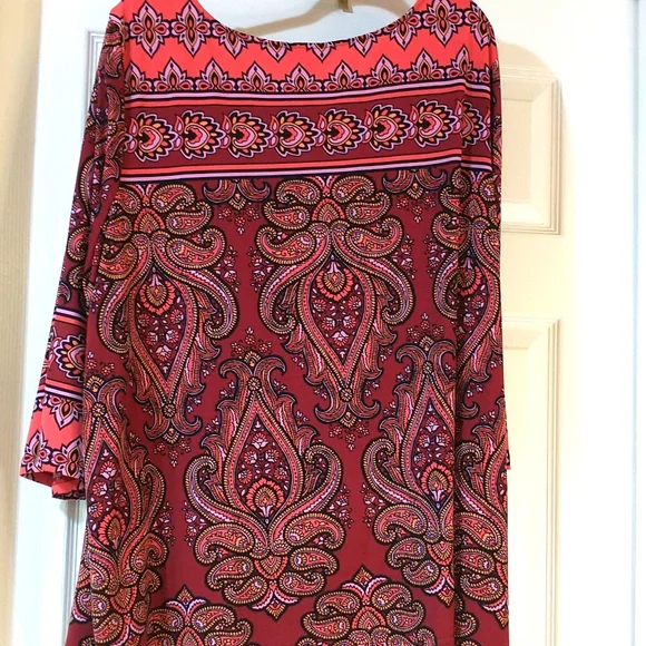 Bob Mackie Paisley Print 3/4 Sleeve Size 3X top. EUC. Final Price Drop - Picture 4 of 5